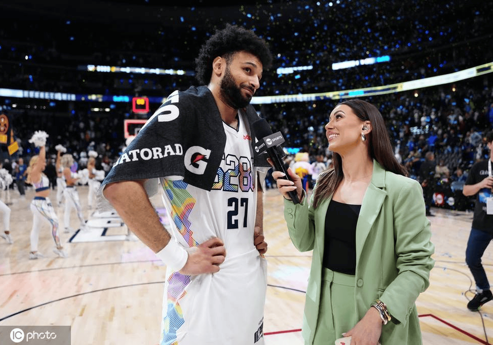 爱游戏体育-包含穆雷焦点对战，Uzi与70激战巴黎圣日耳曼分钟，重要助攻胜负难料！全场沸腾不已的词条-爱游戏体育