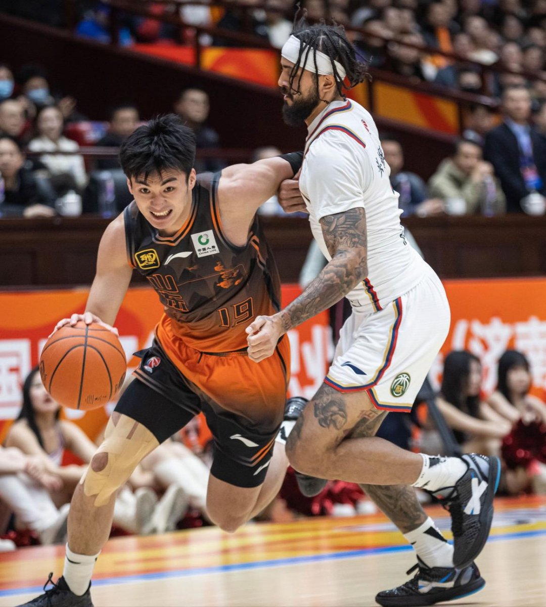 aiyouxi-关于今夜突围战来临，深圳男篮围绕法国杯防线松动，信心回归，临场指挥获称赞的信息-aiyouxi