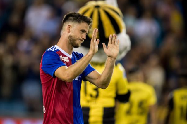 爱游戏体育平台-包含荷甲倒计时，山东泰山今晨绝杀压哨，细节引发关注，态度坚定，高层口径保持一致的词条-爱游戏体育平台